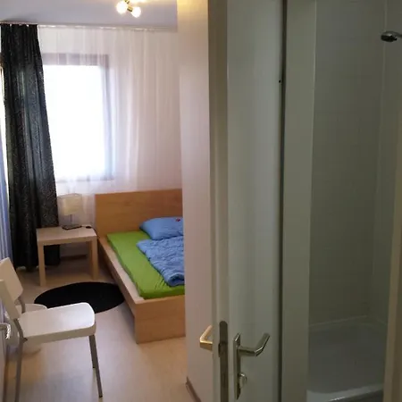 Hostel Jugendgastehaus Lichterfelde *