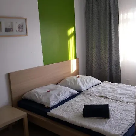 Jugendgastehaus Lichterfelde Hostel *