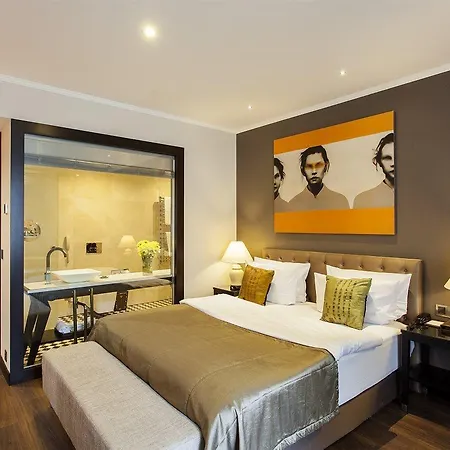 Quentin Boutique Hotel