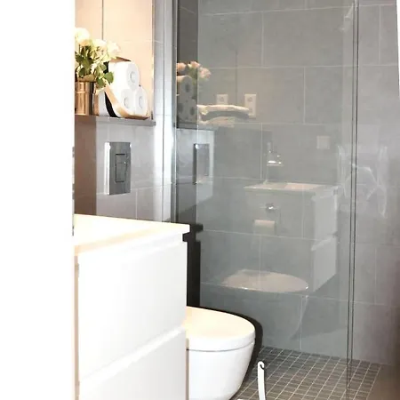 Stylish New Cube Loft Ii By Berlin-wall-apartments アパート *