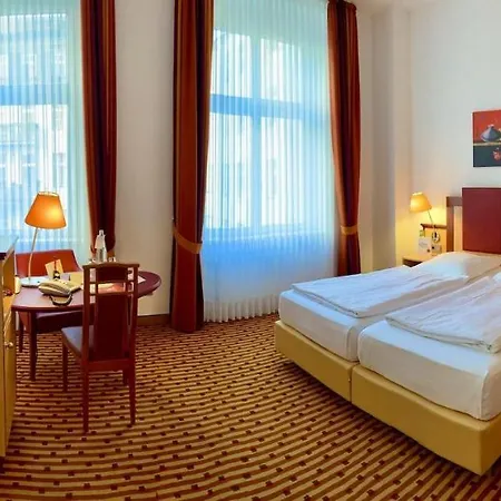 Otel Schoeneberg