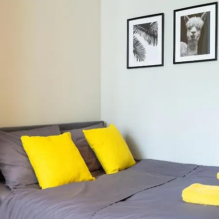 Apartment J.hr Ku'damm Style +a/c +rain-shower +u-station Berlin