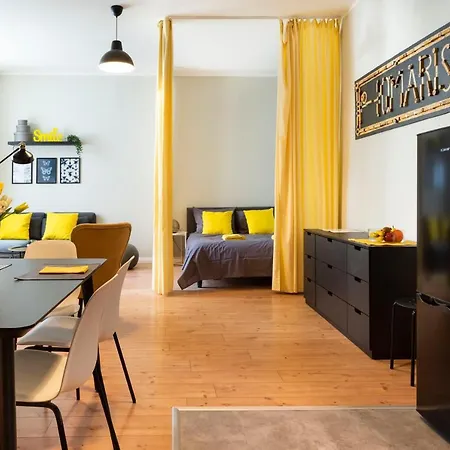 J.hr Ku'damm Style +a/c +rain-shower +u-station Apartment Berlin