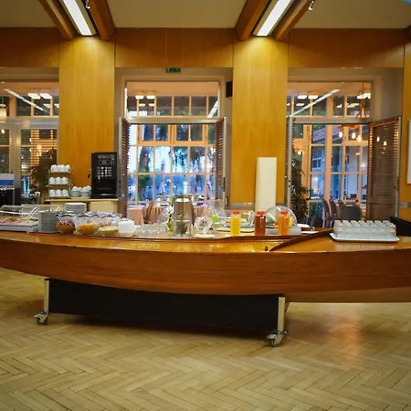Waldhotel Am Berlin-schmoeckwitz Hotel 3*