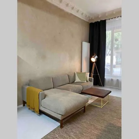 Wunderschoene Ladenwohnung In Kreuzberg דירה ברלין