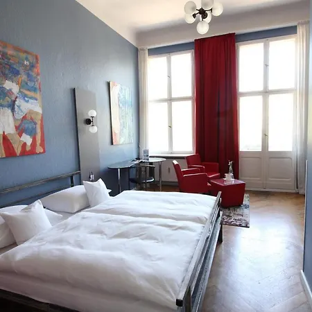 Arthotel Connection 3*