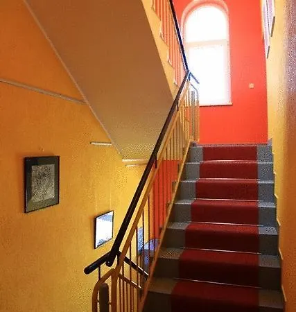 Szálloda East Side 3*