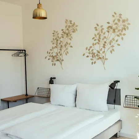 The Rix & Suites Near Sbahn Neukolln Апартаменты *