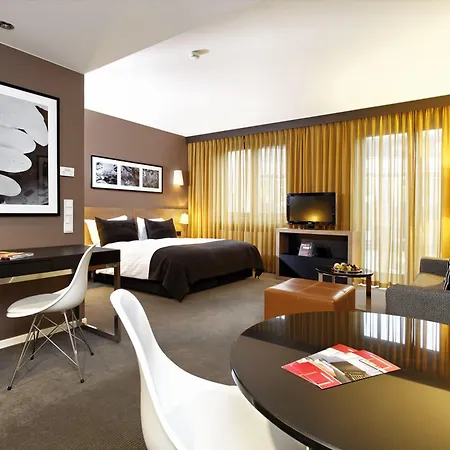 Adina Mitte Aparthotel 4*