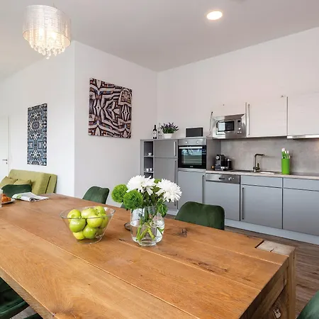 Rosenthal Residencia Apartahotel