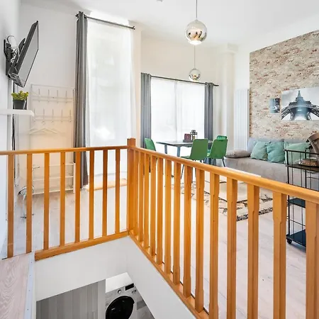 Apartment Mierendorfstr. 11 Vh Rechts