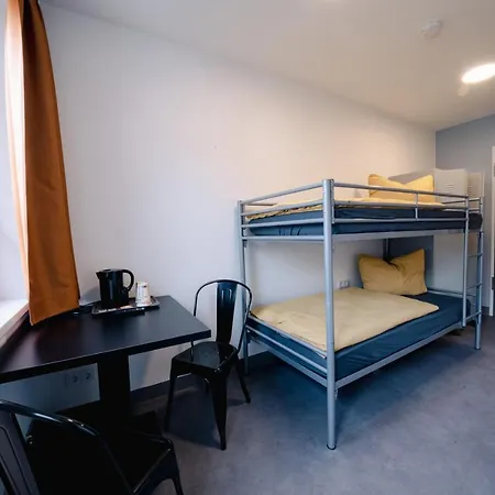Neohostel