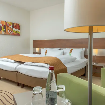 Отель City-east Landsberger Allee, An Ihg 4*