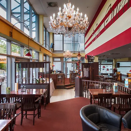 City-east Landsberger Allee, An Ihg Отель Берлин