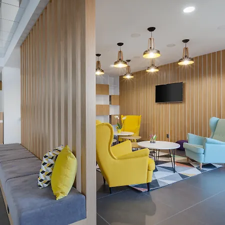 Отель City-east Landsberger Allee, An Ihg 4*