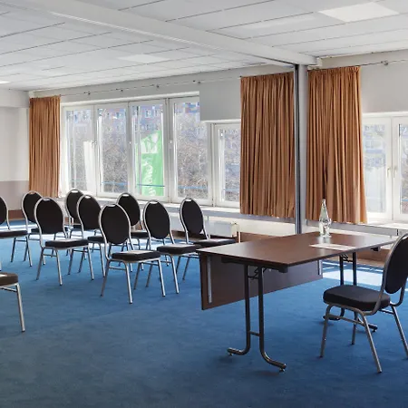 City-east Landsberger Allee, An Ihg Отель Берлин