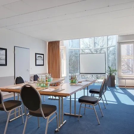 Отель City-east Landsberger Allee, An Ihg
