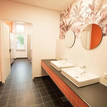 Albergue Neohostel *