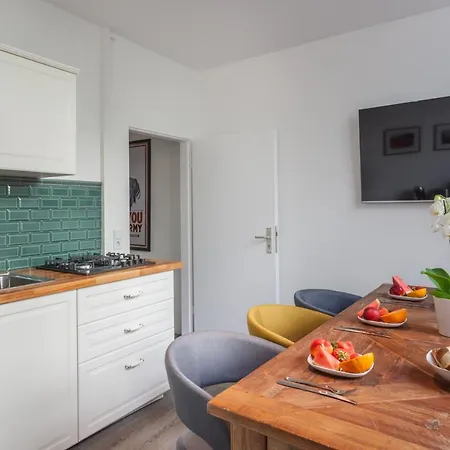 The Paul Ii, 3 Bedrooms Up To 6 Ppl In Prenzlauer Berg Apartment Berlin