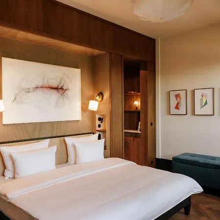 Boutique Chateau Royal Berlin
