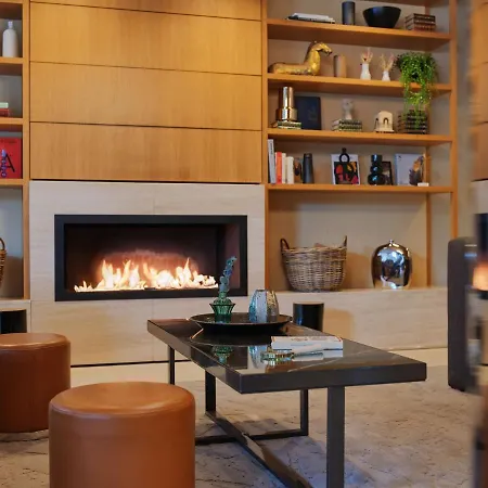 Adina Mitte Aparthotel