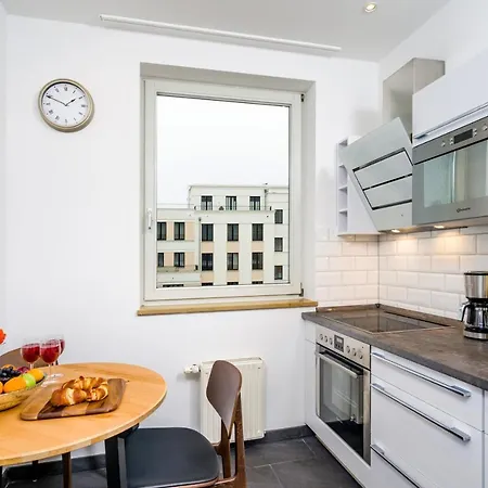 Stylish 1br In Downtown Mitte Spittelmarkt Apartamento Berlín