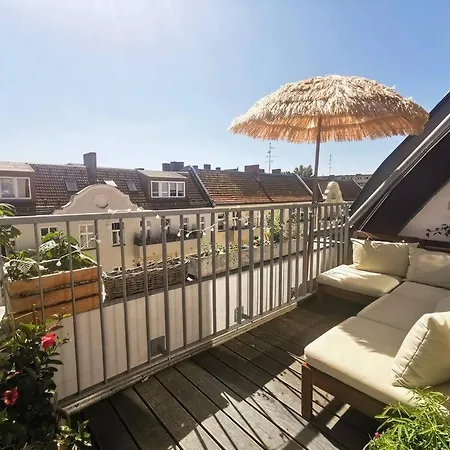 Apartment Penthouse + 2 Balconies & Terrace *