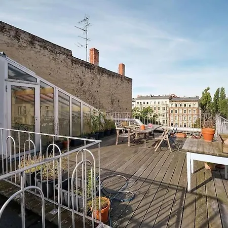 Apartment Penthouse + 2 Balconies & Terrace *
