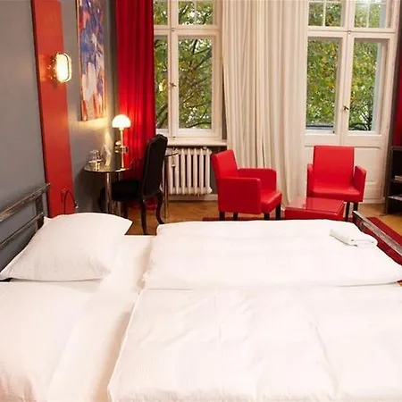 Arthotel Connection