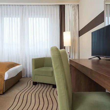 Отель City-east Landsberger Allee, An Ihg