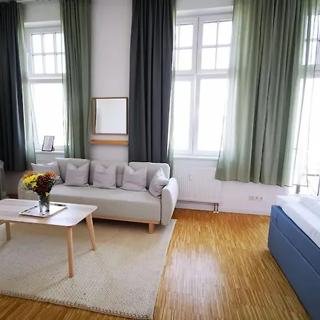 Sc 07 By Rockchair L Superhost Status L 2,5 Bedrooms Boxspringbeds Balcony Elevator Welcomes You! Apartamento Berlín
