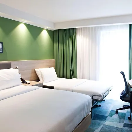 Hotel Hampton By Hilton East Side Gallery