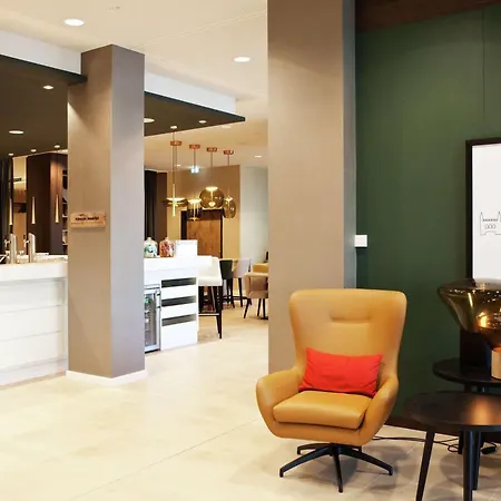 Hampton By Hilton East Side Gallery 3*