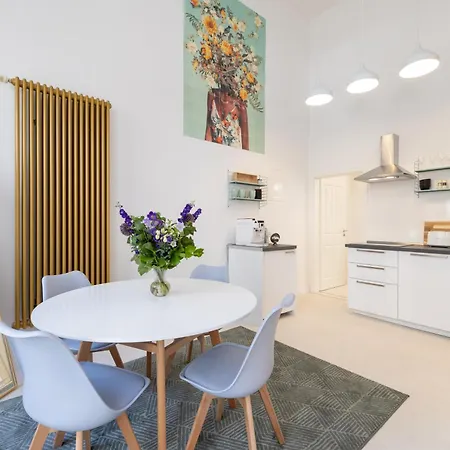 Apartment Great 2-room Loft With 2 Bathrooms And 2 Kitchen Berlin