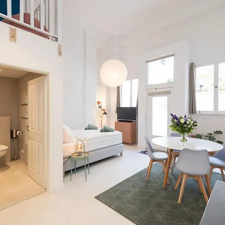 Apartment Great 2-room Loft With 2 Bathrooms And 2 Kitchen Berlin