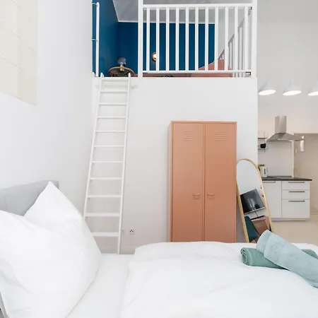 Great 2-room Loft With 2 Bathrooms And 2 Kitchen Apartment Berlin