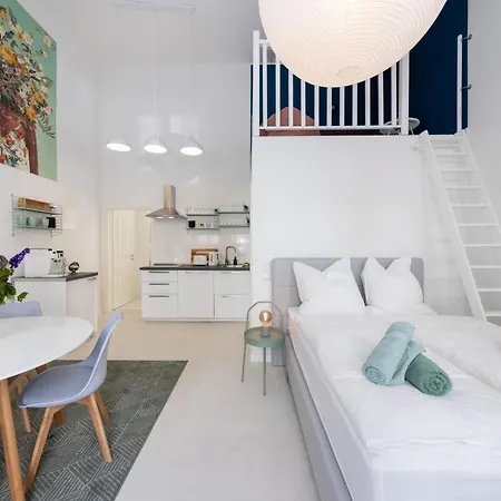 Apartment Great 2-room Loft With 2 Bathrooms And 2 Kitchen Berlin