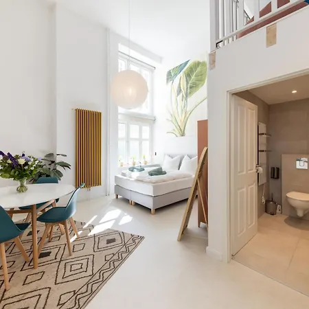Apartment Great 2-room Loft With 2 Bathrooms And 2 Kitchen *