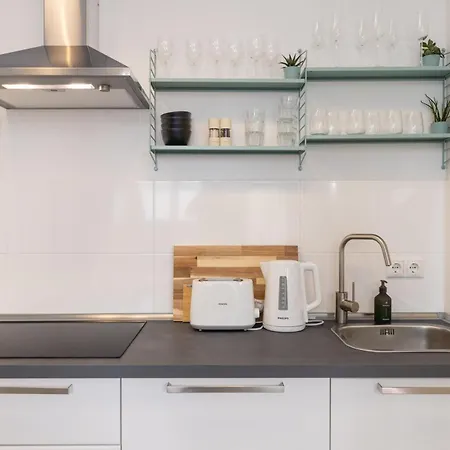 Great 2-room Loft With 2 Bathrooms And 2 Kitchen Apartment *