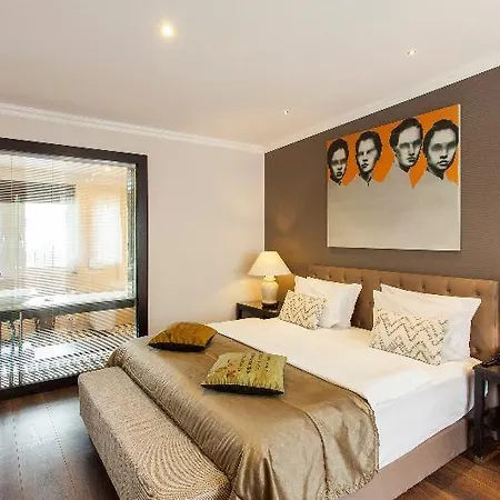 Quentin Boutique Hotel 4*