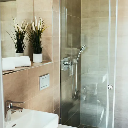 The Rix & Suites Near Sbahn Neukolln Апартаменты