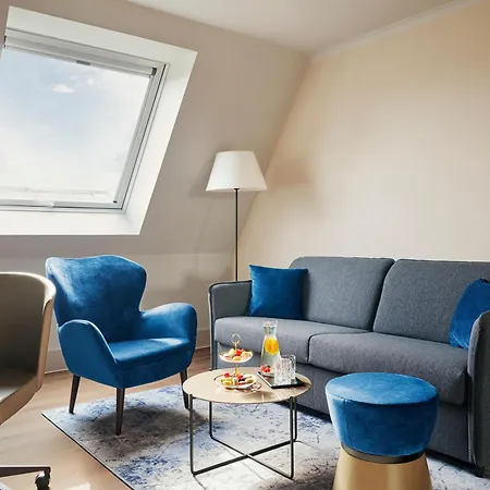 Nh Kurfuerstendamm Hotel 4*