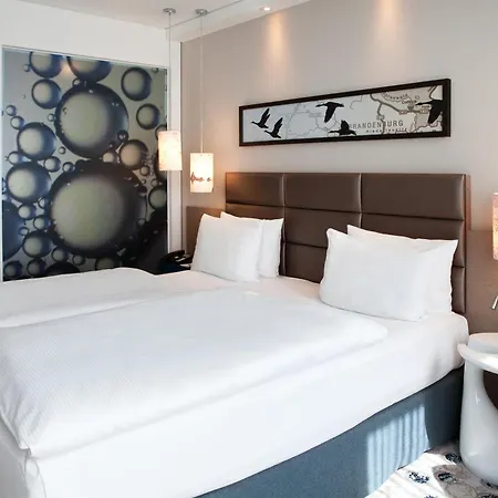 Hotel East Side By Ihg Berlino