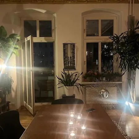 Enjoy Prenzlauer Berg At Its Best - Bright, Spacious, Ideally Located On 60M2 For 2 People * Berlin