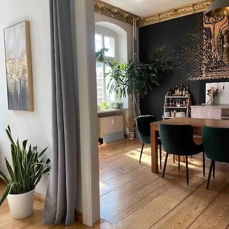 Enjoy Prenzlauer Berg At Its Best - Bright, Spacious, Ideally Located On 60M2 For 2 People * Berlin