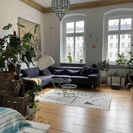 Enjoy Prenzlauer Berg At Its Best - Bright, Spacious, Ideally Located On 60M2 For 2 People Apartman