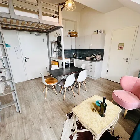 Golden Loft Apartment