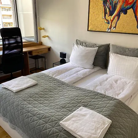 Luxury And Spacious Flat Near To Kadewe Apartment *