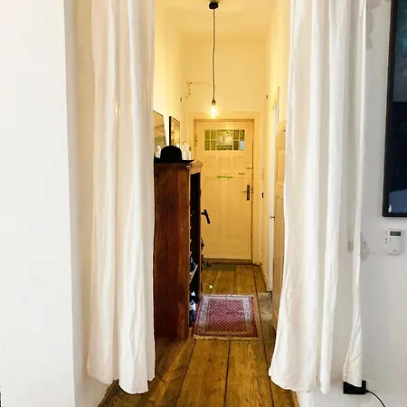 Apartment Altbau Loft Neukoelln