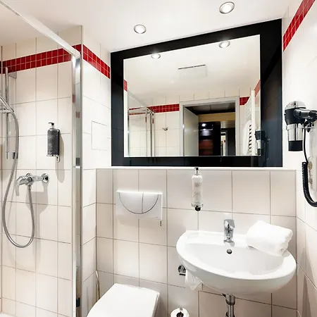 Premier Sued Hotel 3*